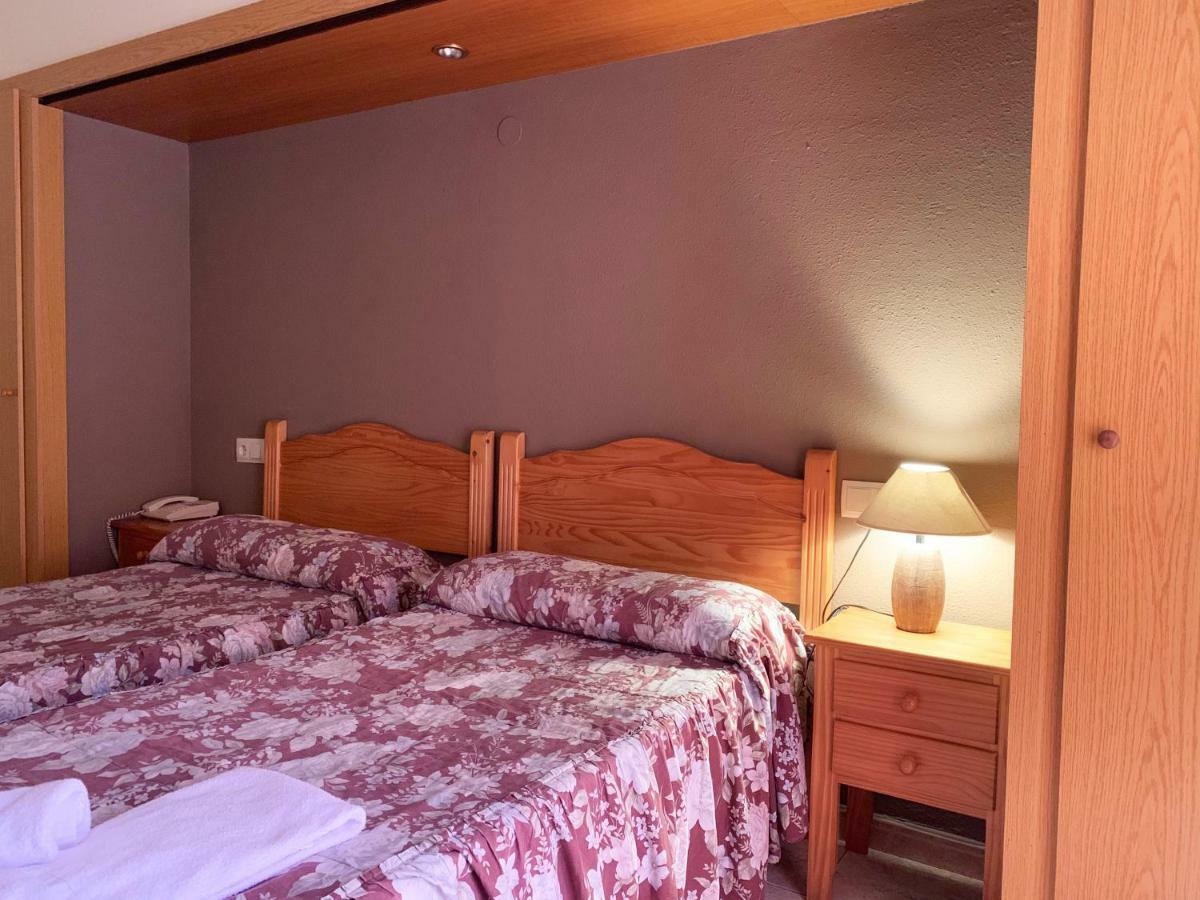 Hotel Barcelona Сан-Жулиа-де-Лория Экстерьер фото