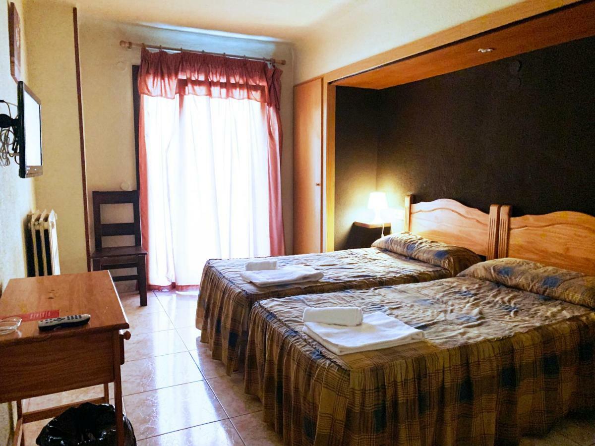Hotel Barcelona Сан-Жулиа-де-Лория Экстерьер фото