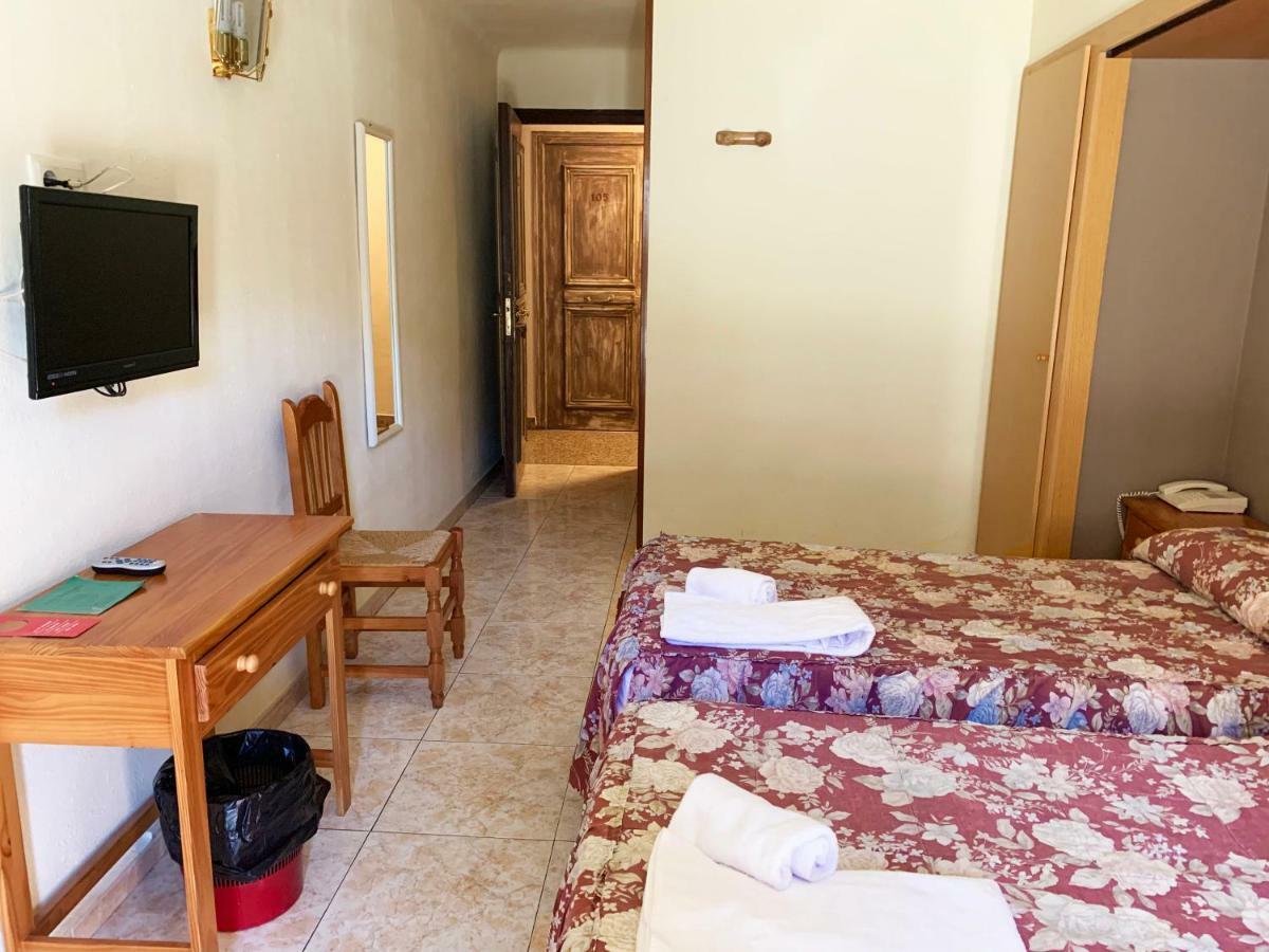 Hotel Barcelona Сан-Жулиа-де-Лория Экстерьер фото