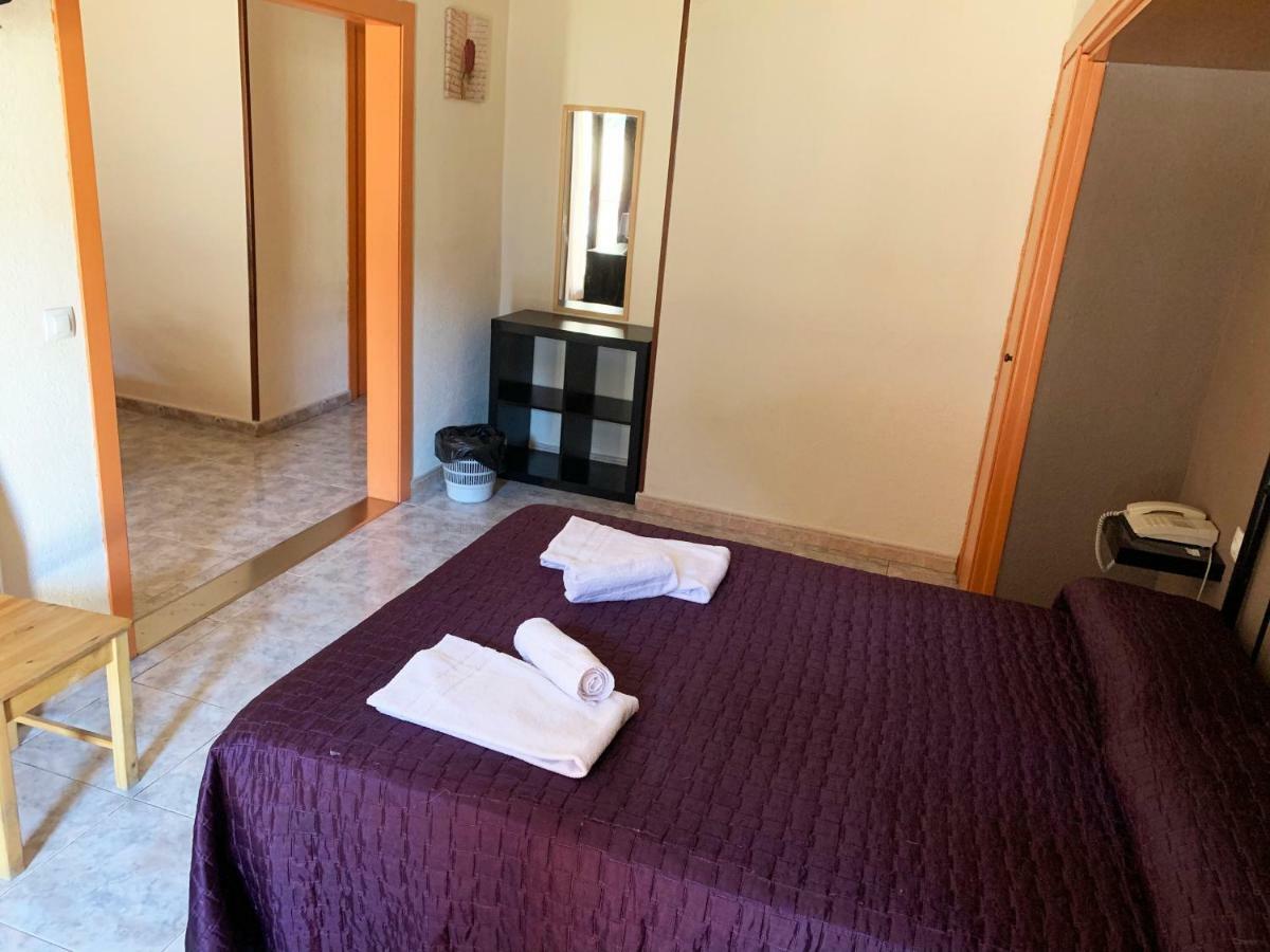 Hotel Barcelona Сан-Жулиа-де-Лория Экстерьер фото