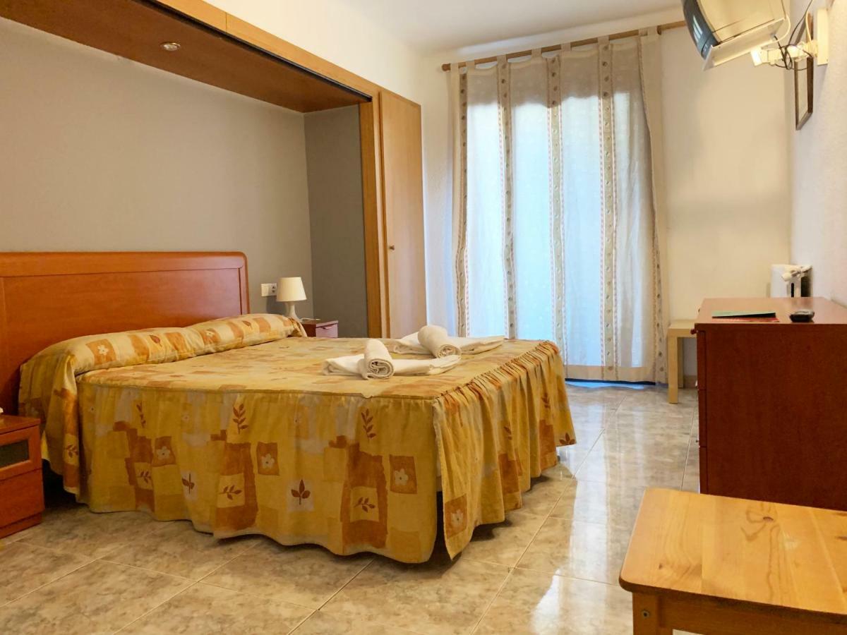 Hotel Barcelona Сан-Жулиа-де-Лория Экстерьер фото