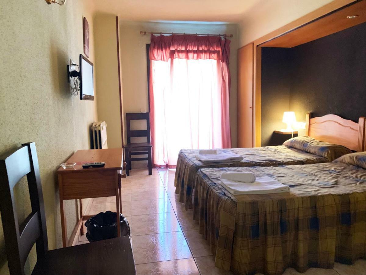 Hotel Barcelona Сан-Жулиа-де-Лория Экстерьер фото